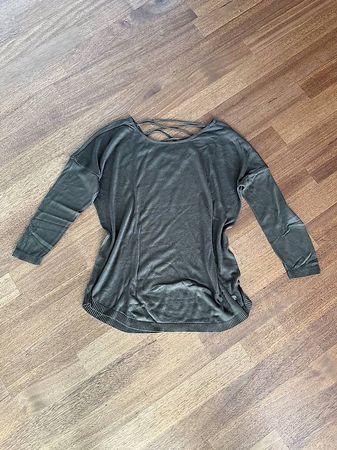 leichter Pullover / Pulli / Shirt 3/4 Arm - grün / olive