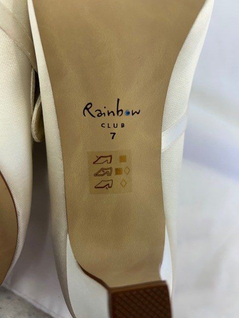 Rainbow Scarpe da donna: Brautschuh Heather von Rainbow Gr. 7 / 40 – Nuovo (secondo la descrizione) da Rothenburg venduto da stacostaco 2