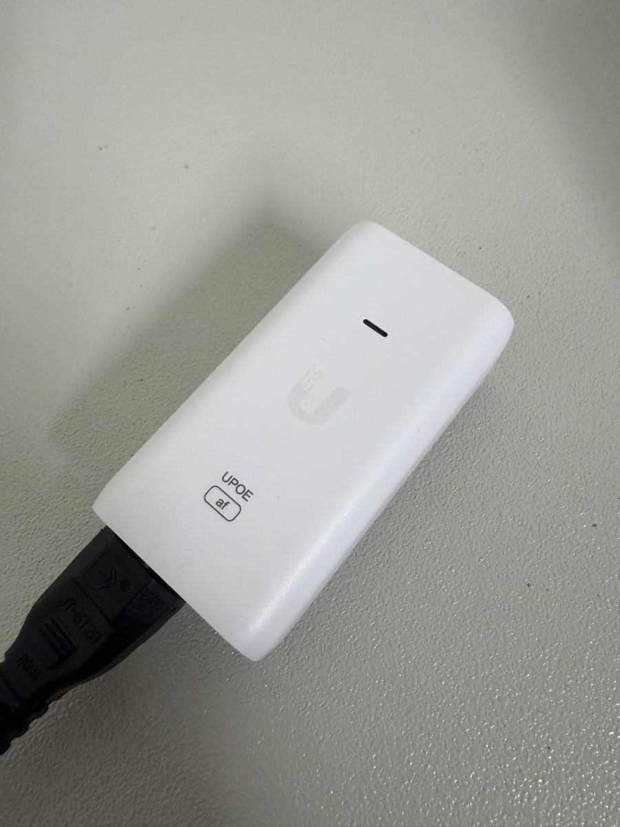 Ubiquiti Lecteurs & Adaptateurs: Ubiquiti PoE Adapter – D'occasion à Steffisburg par Tim_36
