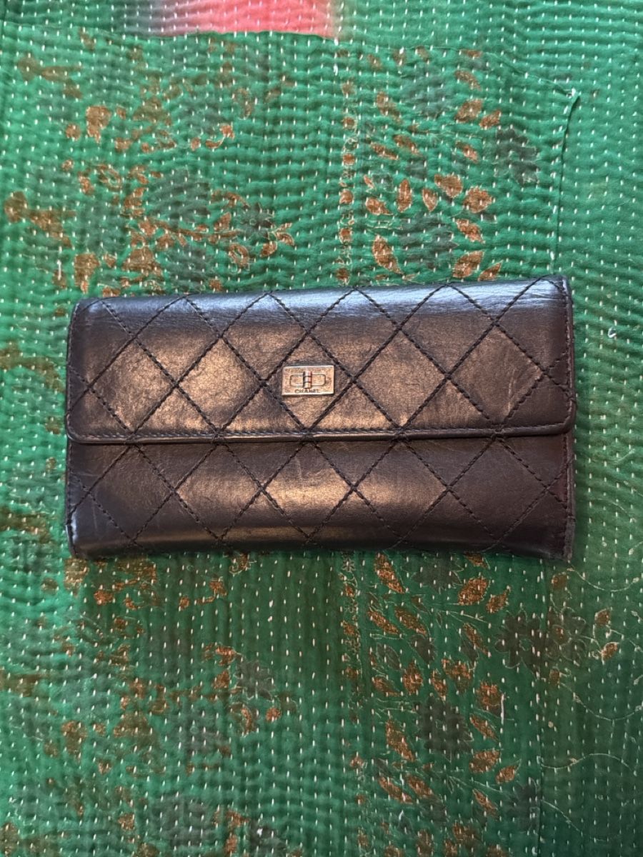 Chanel Portamonete: portefeuille long Chanel Reissue 2.55  – Usato da Conches venduto da Hvanesse