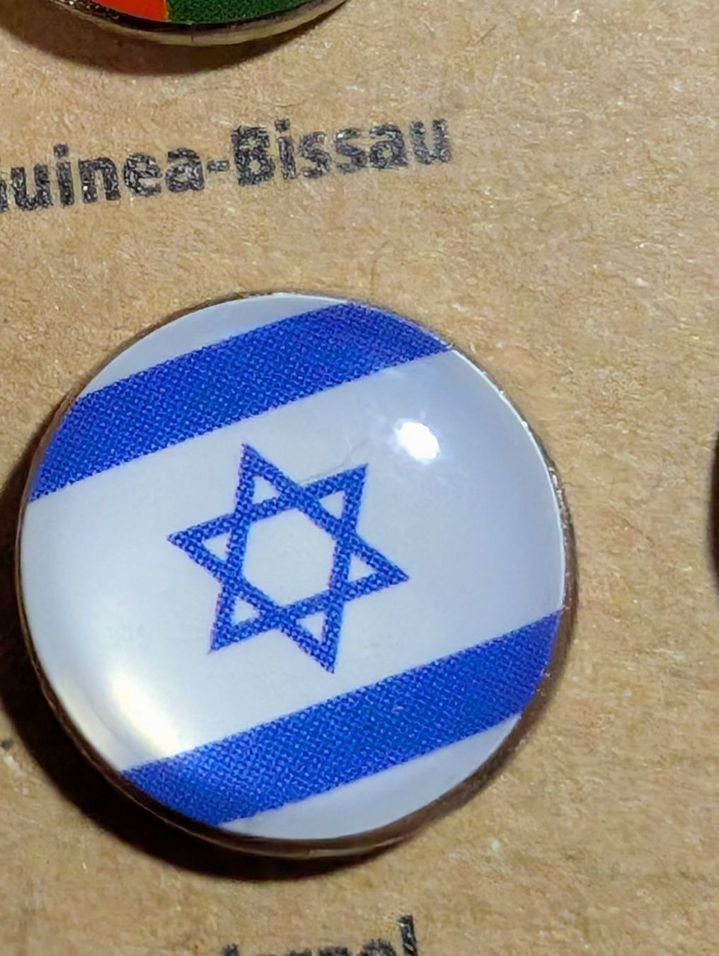 Plaketten & Abzeichen: Ansteckpin LW: Länderwappen – Gebraucht aus Oppligen von Pin-Fall-Shop