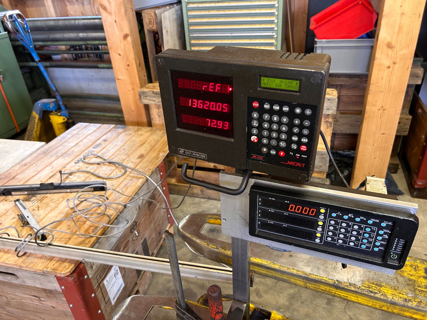 Tutte le macchine: Drehbank Digitalanzeige 3 Meter – Usato da Münchenstein venduto da fransch 9