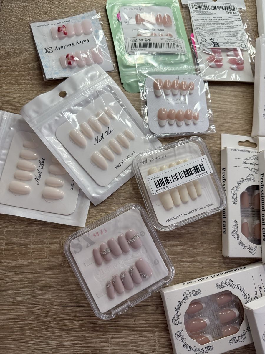 Künstliche Fingernägel: Press On Nails Set  – Neu und originalverpackt aus Baar von elexata 1