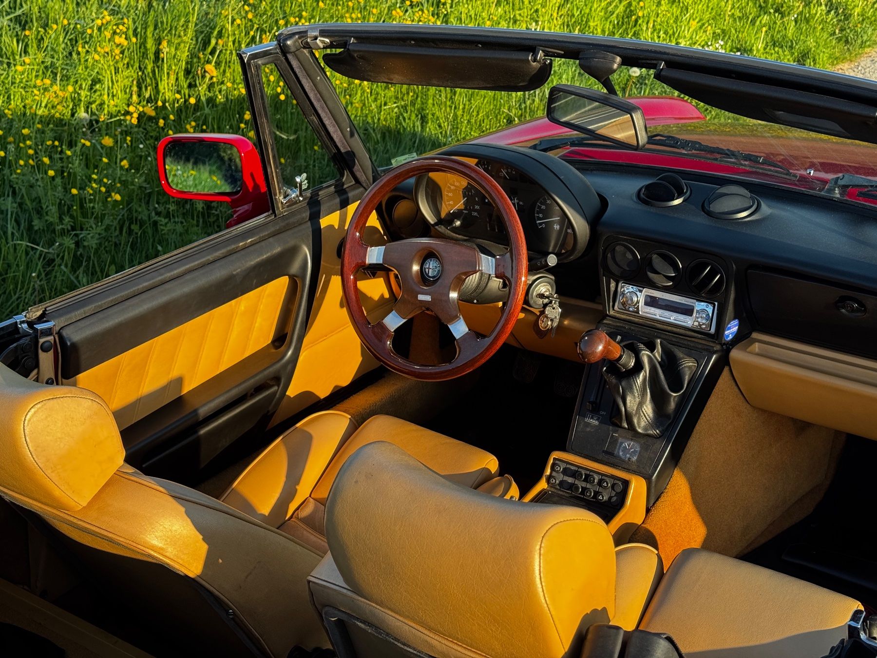 Alfa Romeo Automobili: 1990 Alfa Romeo Spider 2.0 ab MFK – Usato da Lommis venduto da Seadoo 5