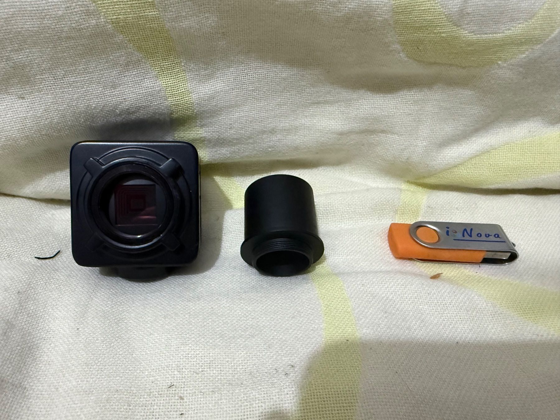 Camcorder: Caméra PLB-Cx Color I Nova Astro – Gebraucht aus Marin-Epagnier von EagleOne