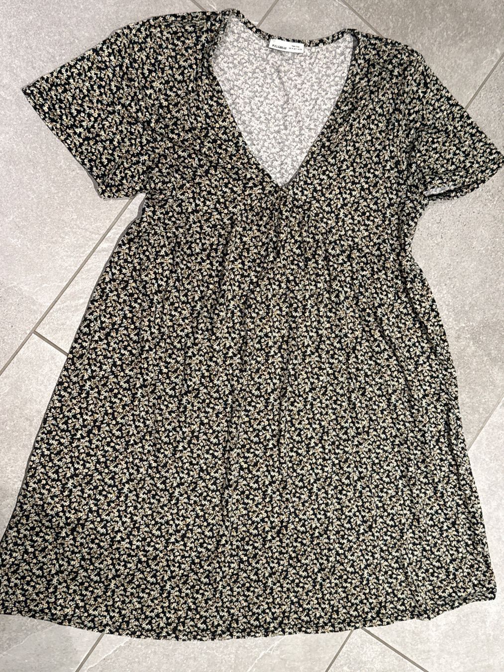 Pull&Bear Kleider: PULL&BEAR Damen Sommer- Kleid Grösse M – Gebraucht aus Amriswil von used2use 2