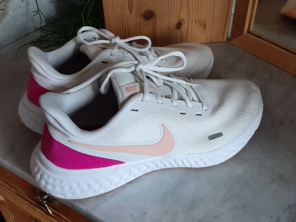 Nike cheap schuhe 41