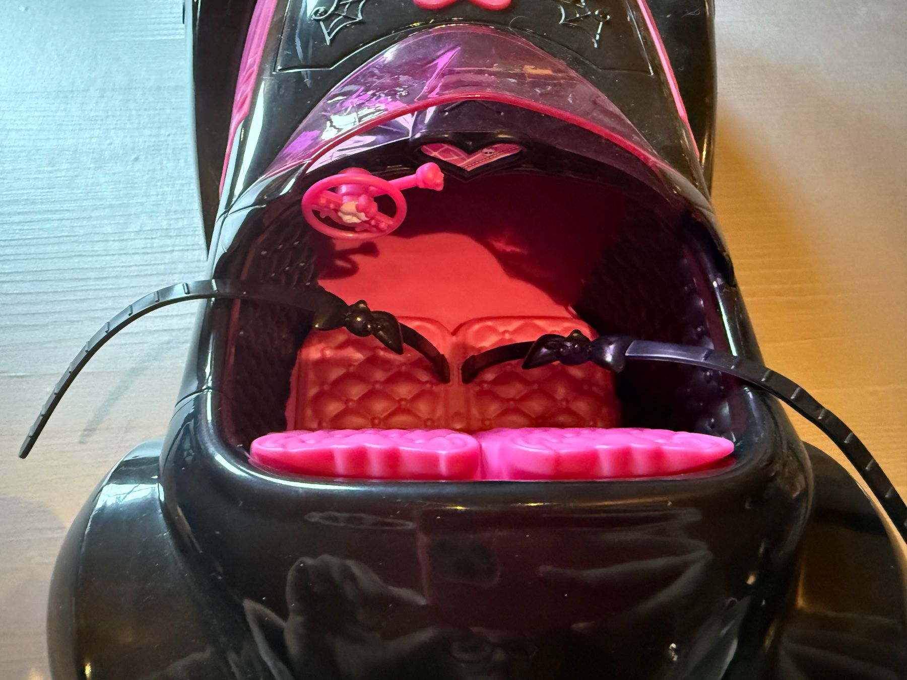 Poupées: Monster High Draculaura Car – D'occasion à Fribourg par leaahrm 5
