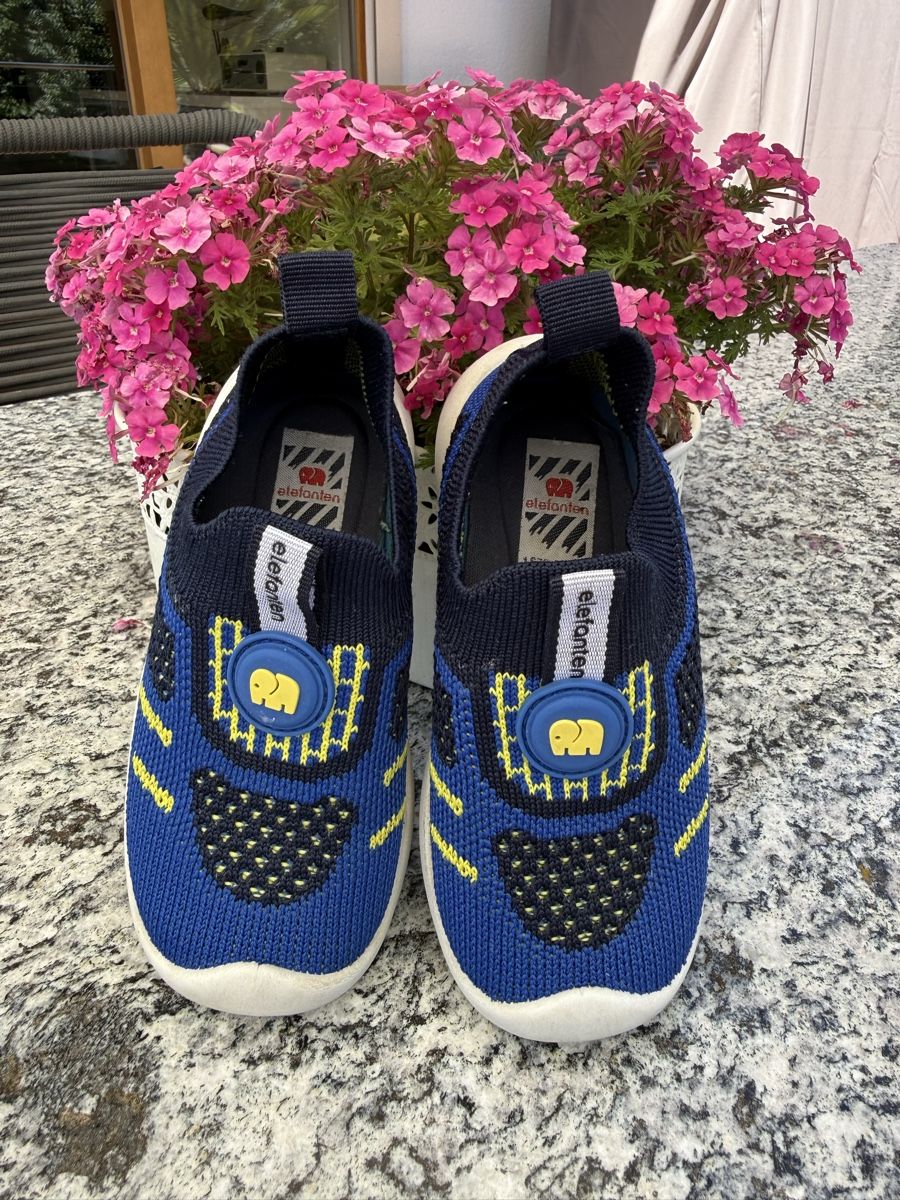 Elefanten Scarpe per ragazzi: Turnschuhe/ Hausschuh von elefanten Gr.24 – Usato da Steffisburg venduto da NadiTh 1