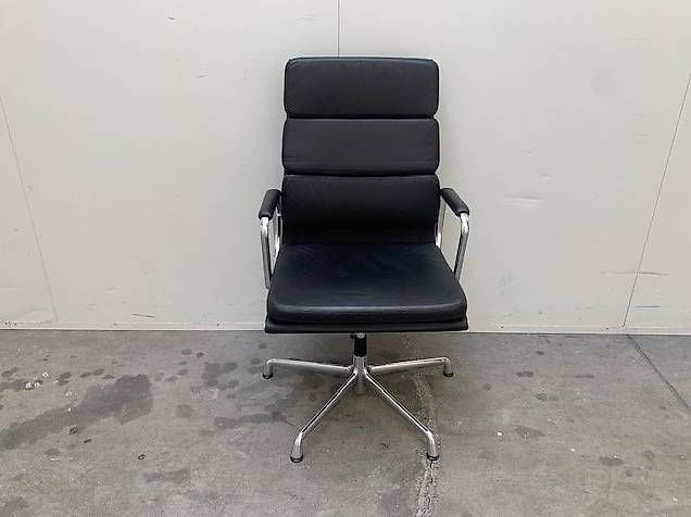 Vitra Chaises: Vitra Soft Pad Leder – D'occasion à St. Gallen par MSMoebelhandel 1