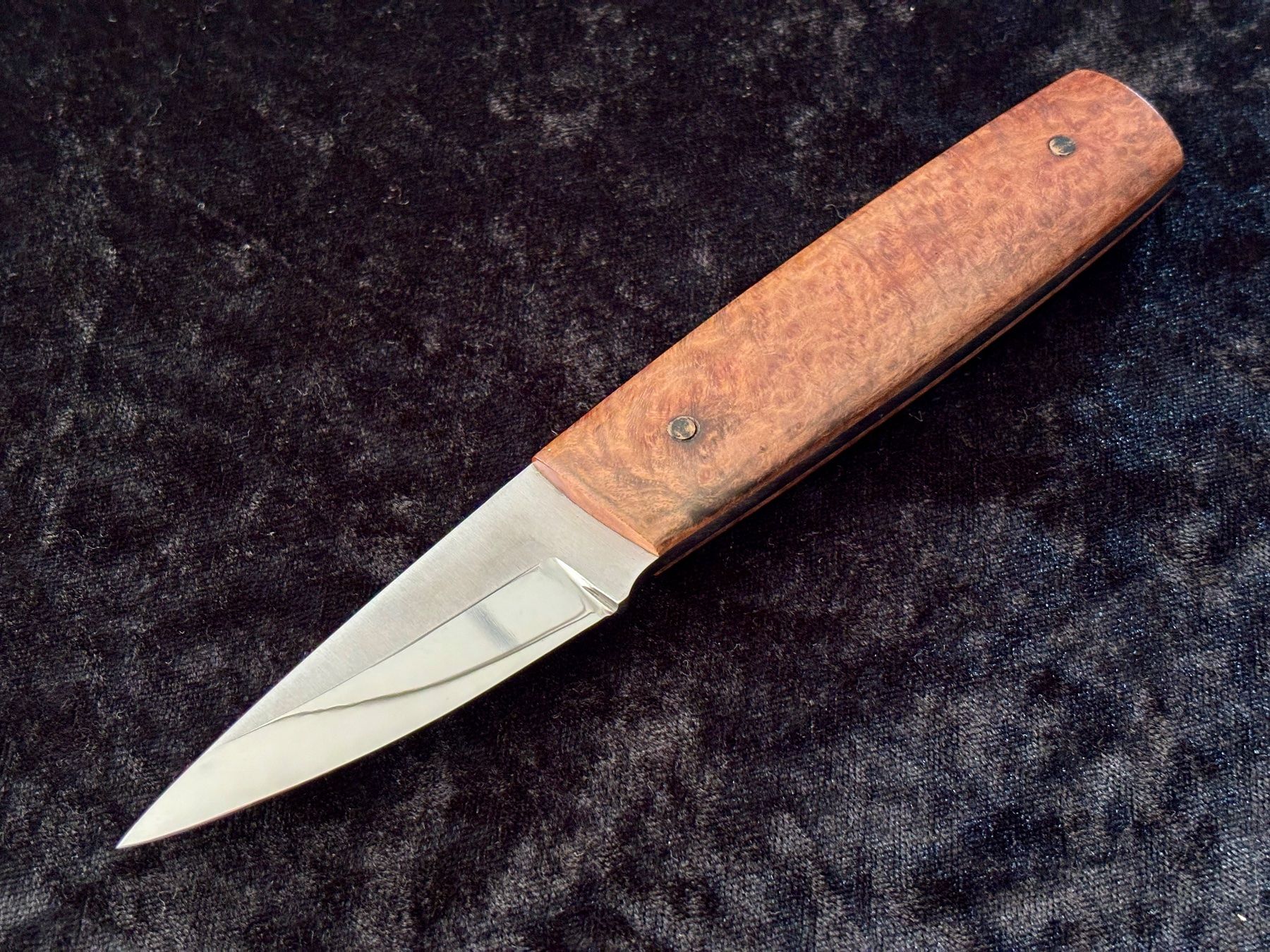 Coltelli tascabile: Custom-Puuko, Wurzelholz-Griff, Klinge aus 14C28N – Usato da Frauenkappelen venduto da Doc_Snyder