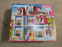 Playmobil 70205 Dollhouse, 592 pcs, good condition