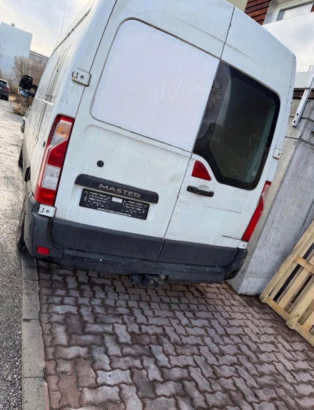 Renault Nutzfahrzeuge: RENAULT Master T35 dCL125, mit MFK. AHK. – Gebraucht aus Schänis von nik_f2wb 4