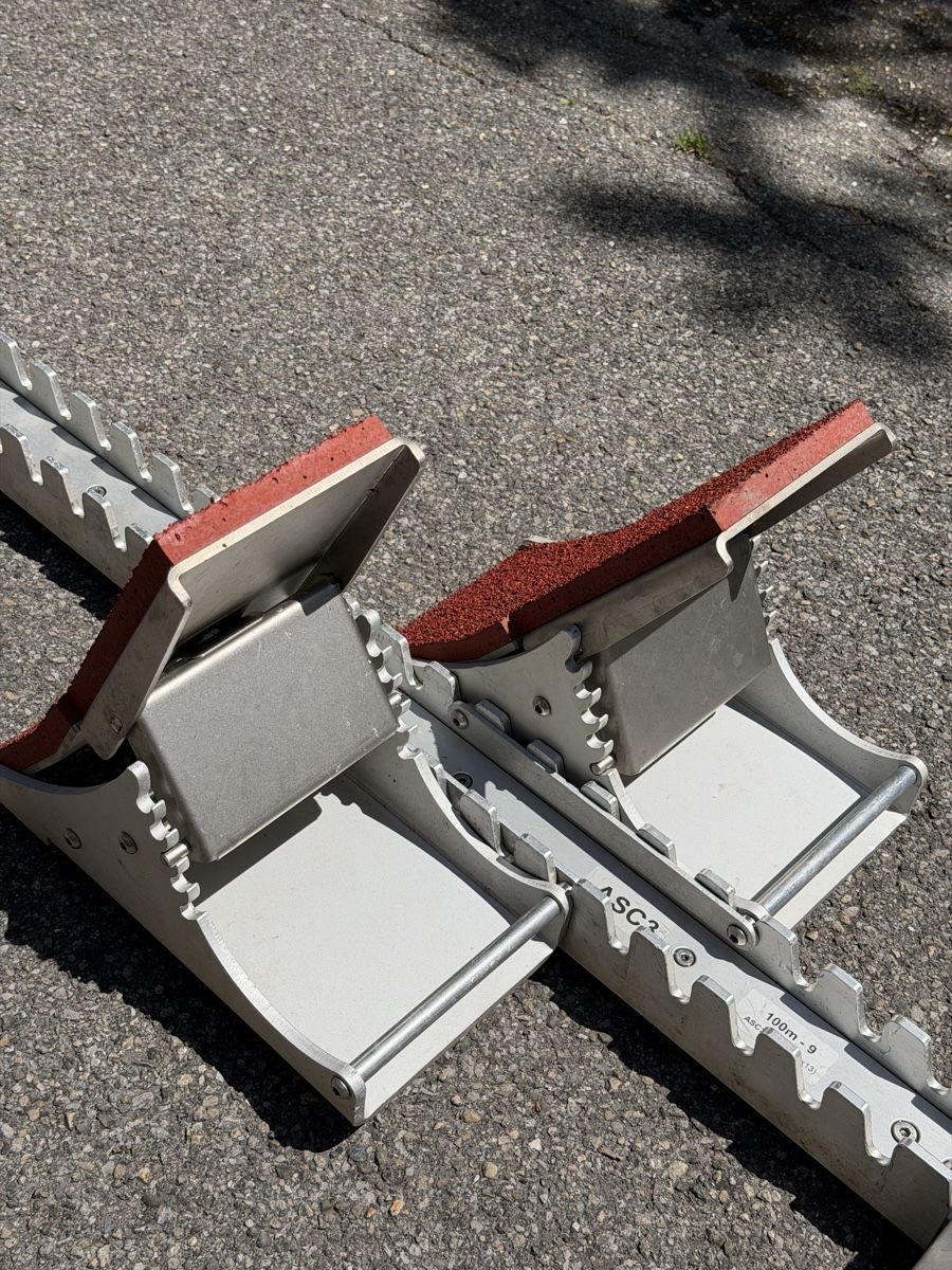 Piste: Starterblock für Laufbahn – Usato da Biel-Bienne venduto da niroxx 6