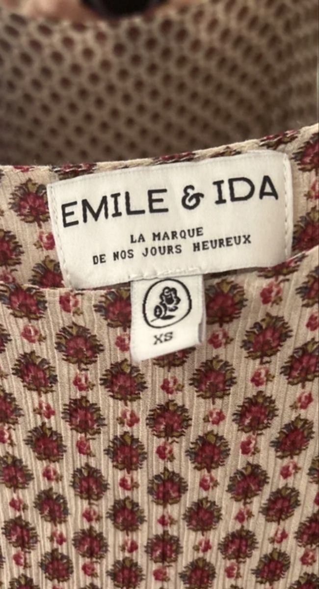 Vestiti: Robe d’été Émile et Ida – Usato da Lausanne venduto da SaraSkjellaug 1