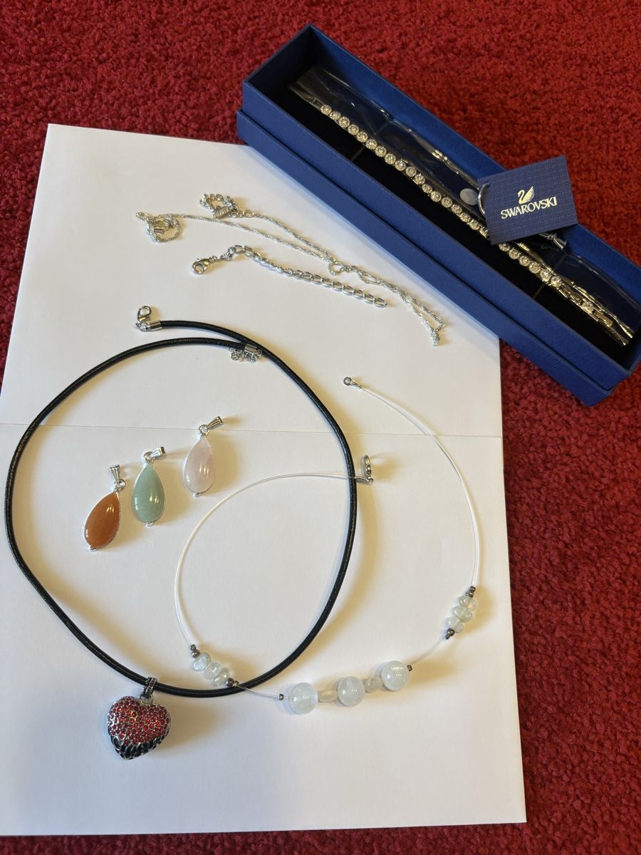 Sonstiger Schmuck: Mode Schmuck schwarovski – Gebraucht aus Murten von Tzaugg