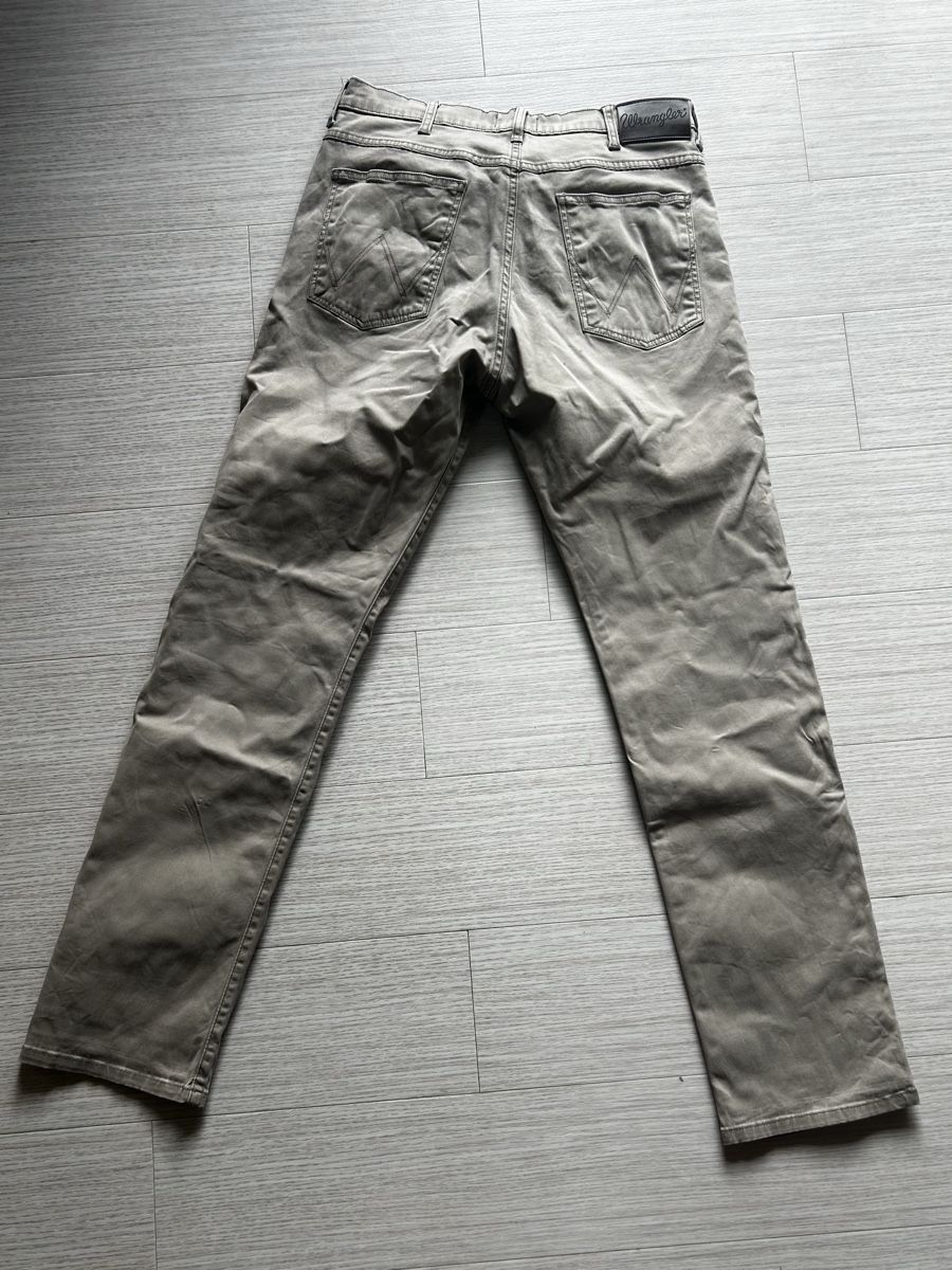 Wrangler Pantaloni: Pantalon Wrangler - 33x32 – Usato da Reconvilier venduto da ako_6n9m 2