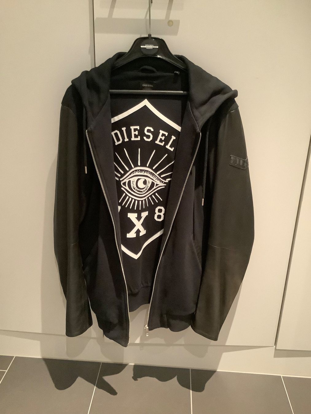 Maglioni & Felpe: Diesel Herren Hoodie – Nuovo (secondo la descrizione) da Schlieren venduto da Leavio