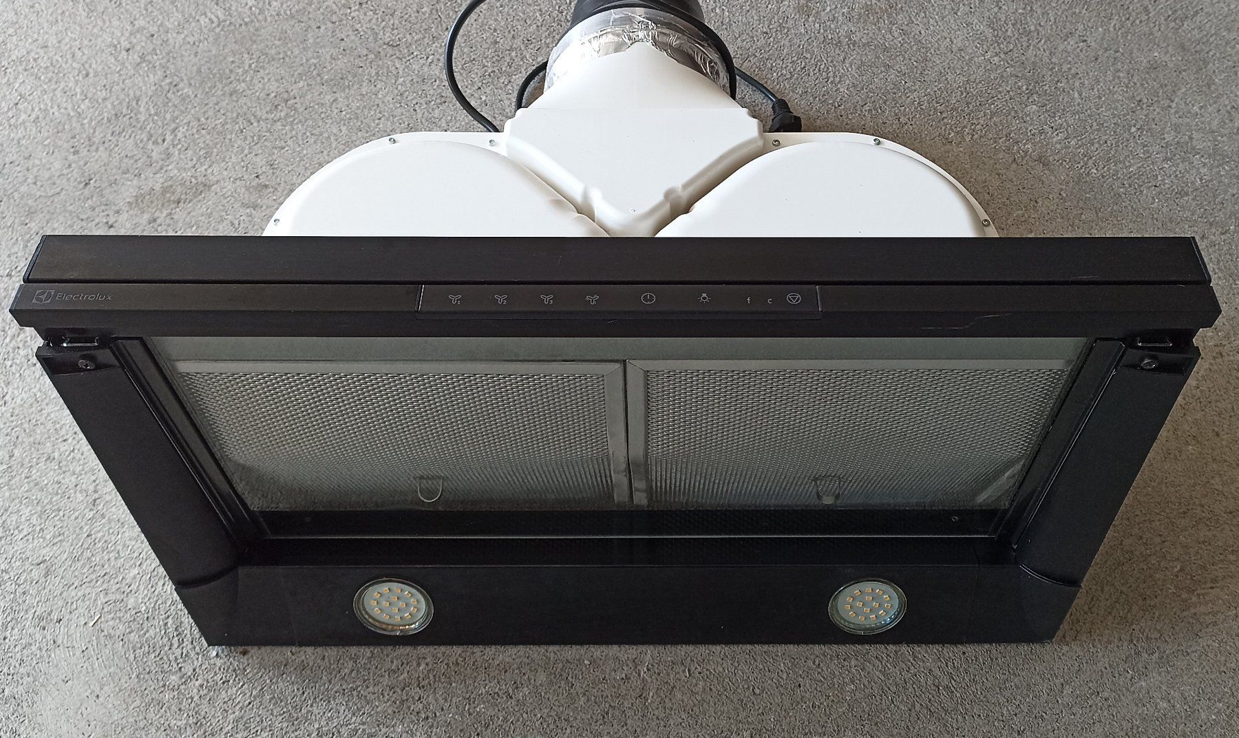Electrolux Dampfabzug: Electrolux Dampfabzug 55cm Jg. 2018 – Gebraucht aus Goldingen von  1