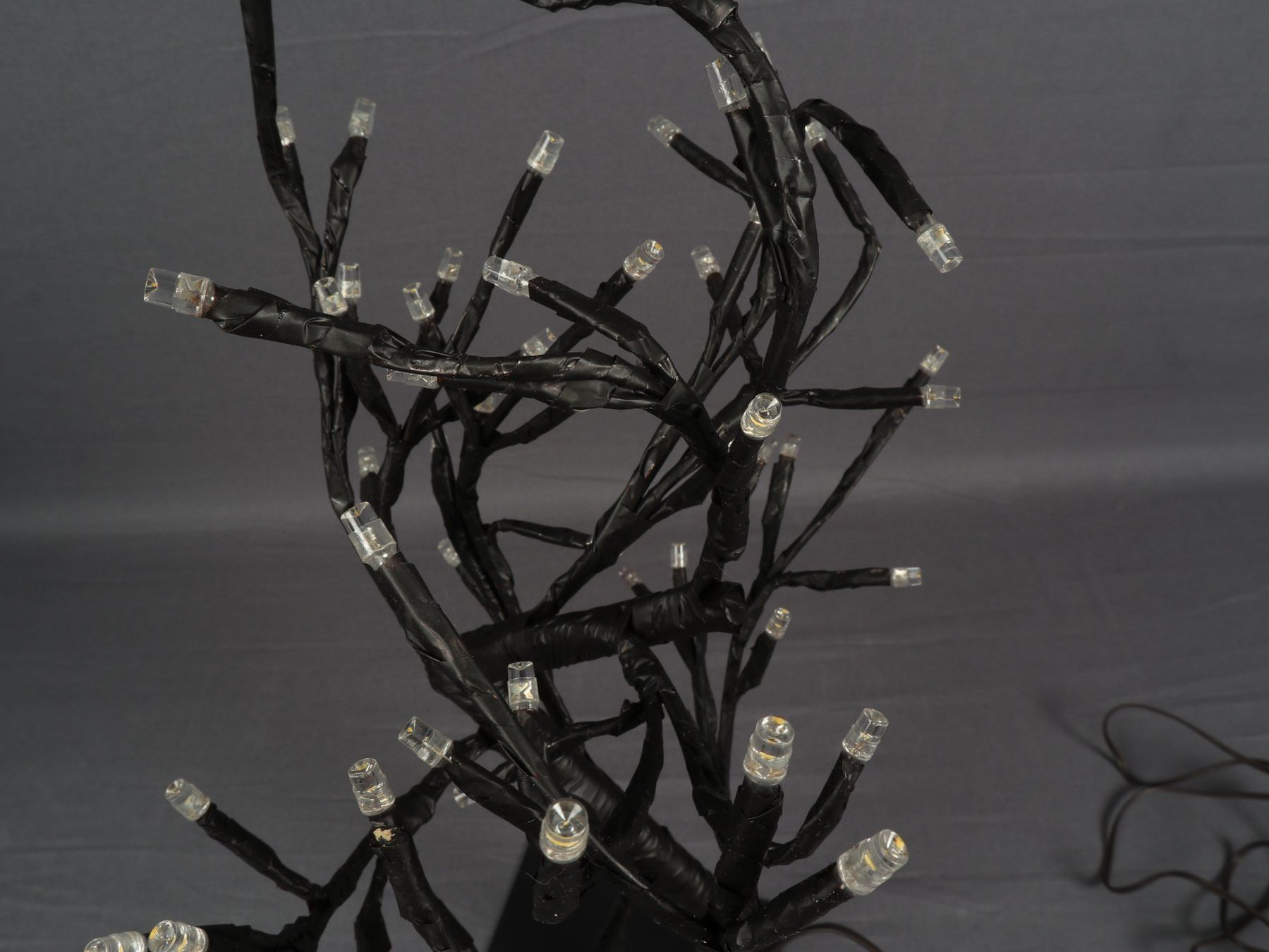 Alle Dekorationen: LED-BAUM 64 Lampen – Gebraucht aus Steinen von Restwert_Steinen 3