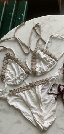 Ta-Bou beachwear, Bikini, weiss und beige