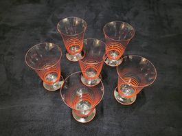6 Vintage Trinkgläser mit roten Linien