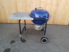 Weber Kugelgrill mit Wagen und Zubehör (Bestzustand)