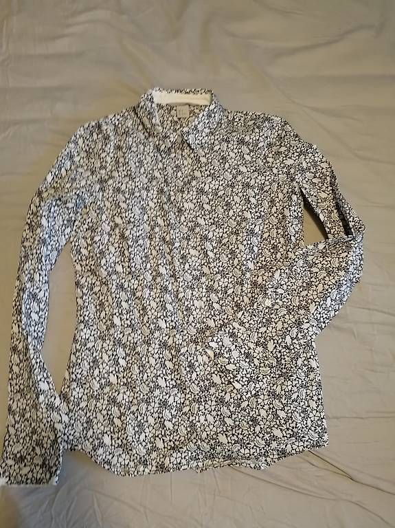 Camicette: Bluse von H&M Grösse 36 – Usato da Stäfa venduto da FloStauf