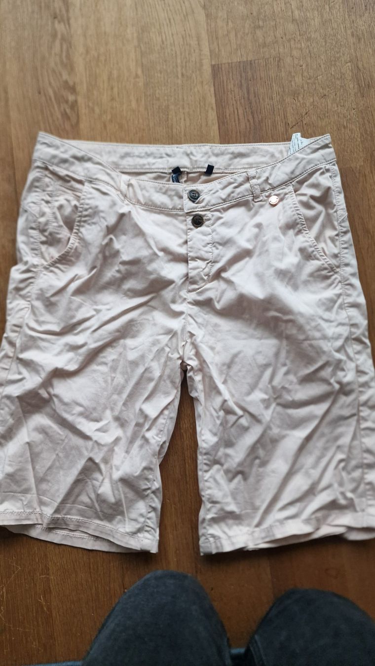 Woolrich Pantaloni: Woolrich Shorts wie neu – Nuovo (secondo la descrizione) da Kerns venduto da onewayticket