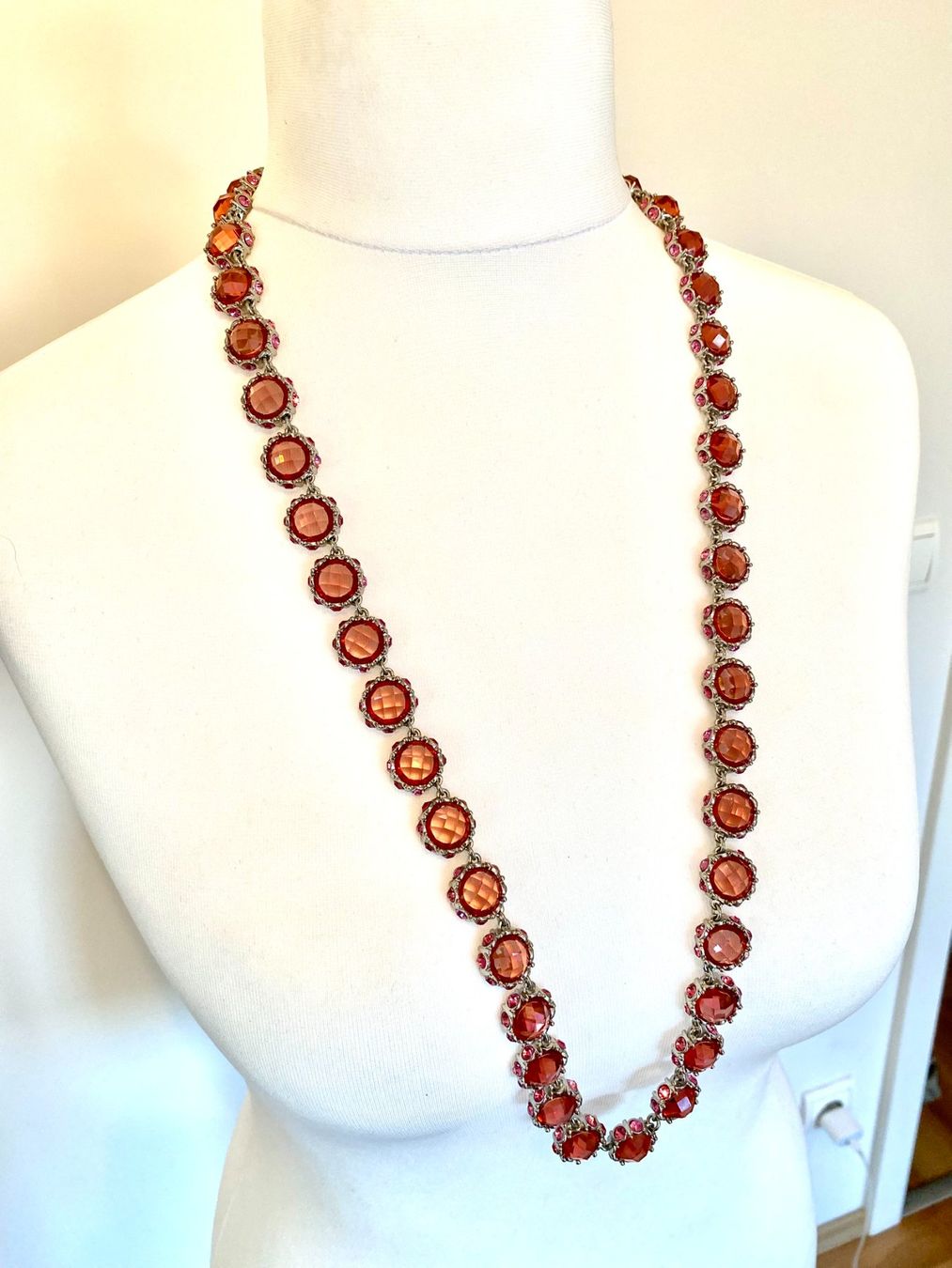 Max Mara Catenine: Max Mara weekend Statement Kette – koralle/rosé, – Usato da Basel venduto da TheElegantEdit