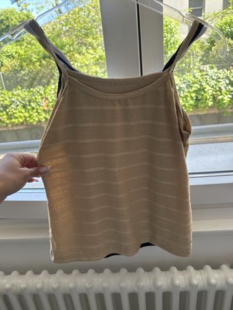 Joli débardeur d'été, taille S, parfait pour la plage!