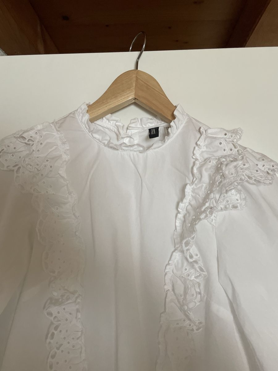 H&M Camicette: H&M Bluse, weiss, Grösse XS, Rüschen – Nuovo (secondo la descrizione) da Malix venduto da fred_59 1