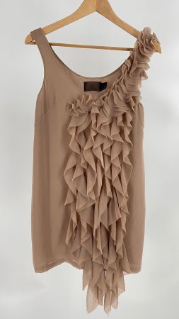 Damen Top beige mit Rüschen ärmellos gebrauchter Zustand