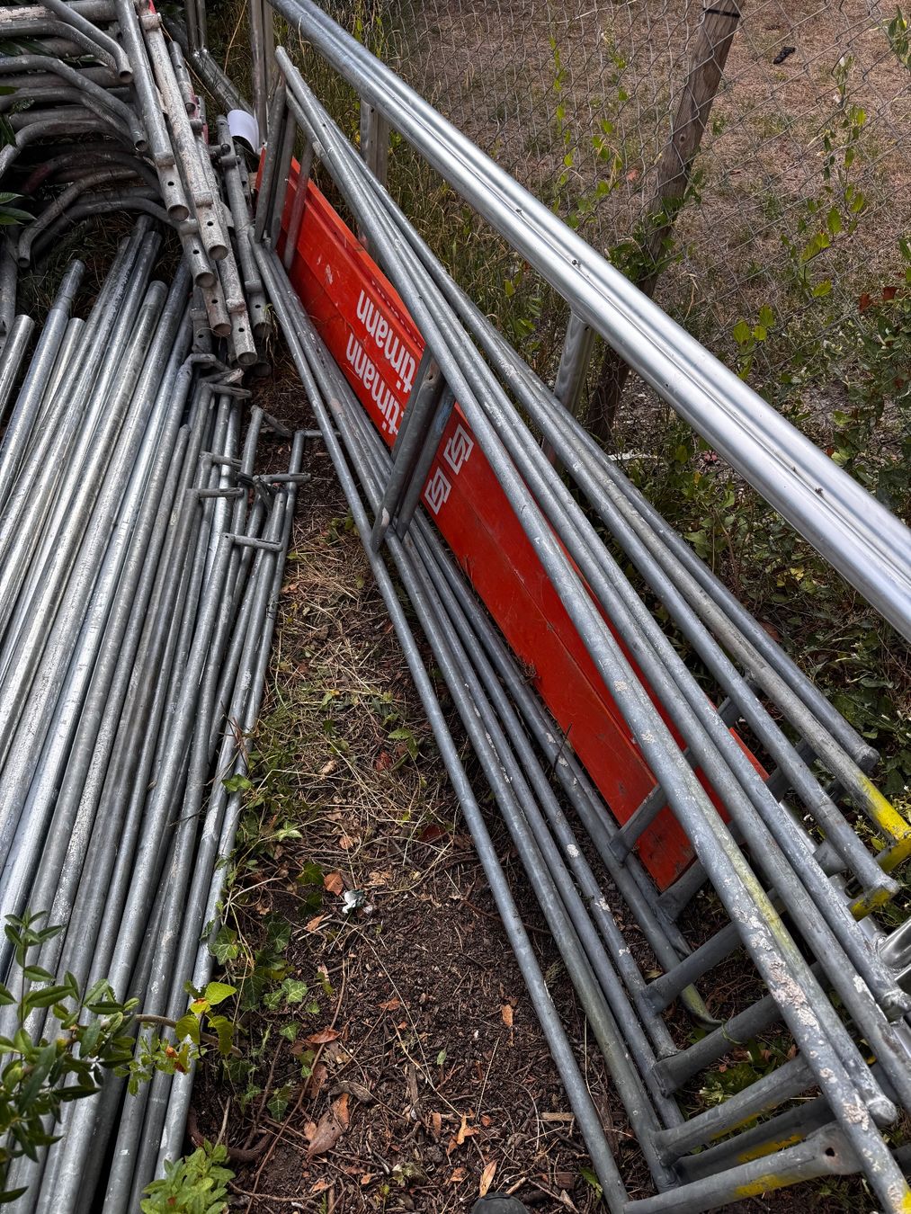 Ponteggi: Baugerüst – Usato da Münchenbuchsee venduto da Ledlight 7