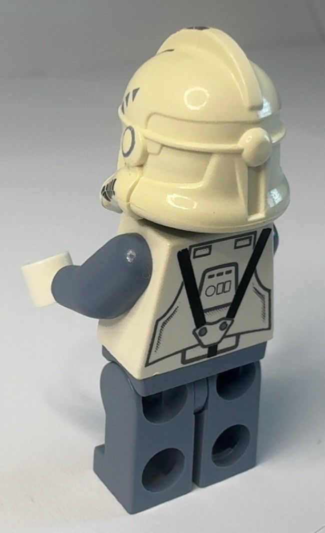 Lego Jouets: LEGO Star Wars V-wing Fighter (6205) – D'occasion à Oftringen par Donovan_- 5