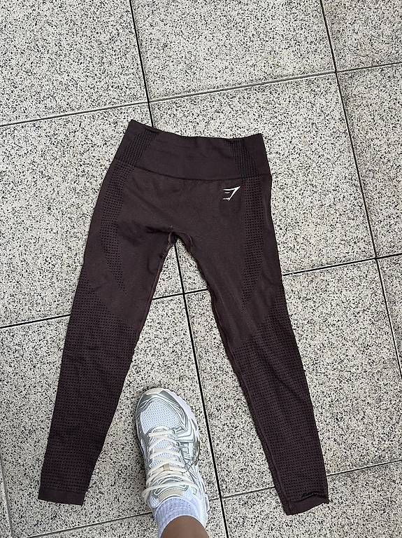 Leggings: Gymshark Leggings – Usato da Basel venduto da pau_s6pv 1