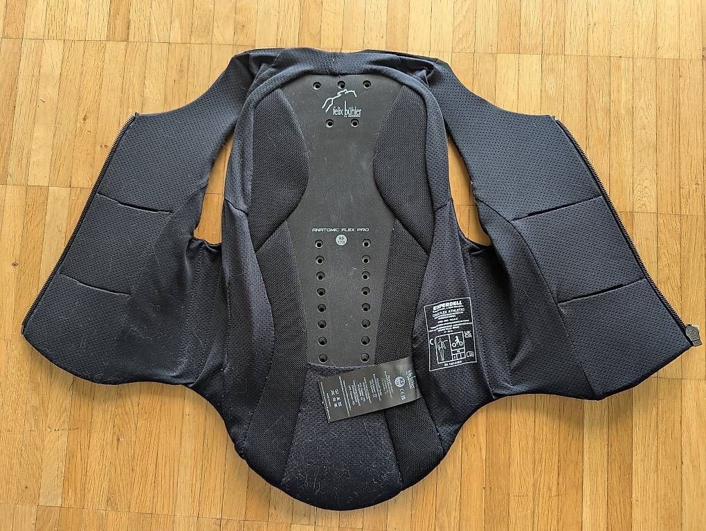 Protezioni & Imbottiture: Rückenprotektorweste Anatomic FLEX PRO, 128 – Usato da Zürich venduto da est_q7sj 1