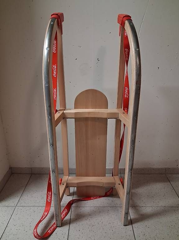 Schlitteln: Holzschlitten – Gebraucht aus Fraubrunnen von eve_zr5c 1