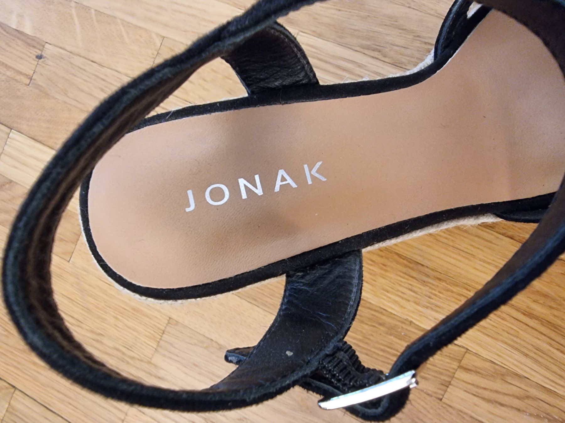 Damenschuhe: Sandales compensées cuir noires Jonak taille 38 – Gebraucht aus Veyrier von Leilazizou 7