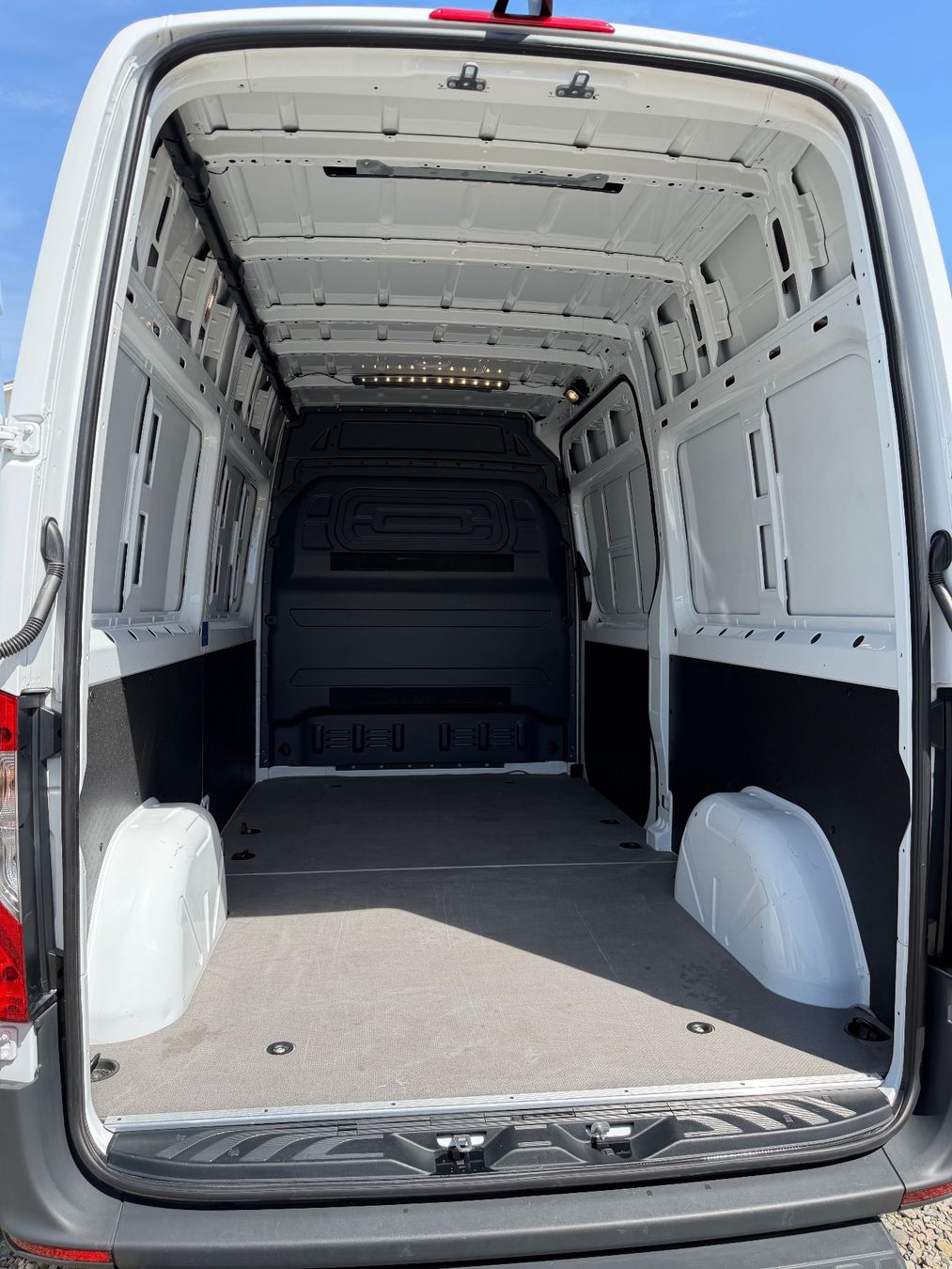 Mercedes-Benz Veicoli commerciali: Mercedes Sprinter 315 – Usato da Oftringen venduto da steysantino 4
