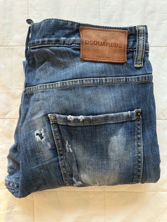 Jeans Dsquared2 - Taille 54 - Look Unique et Tendance