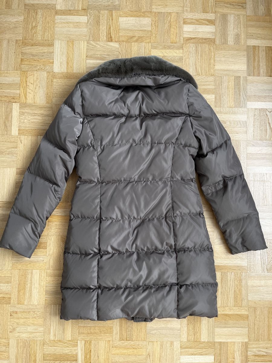 Cappellini Cappotti: Cappellini Daunenmantel Gr. 36 – Usato da Zürich venduto da Kleanthy 4