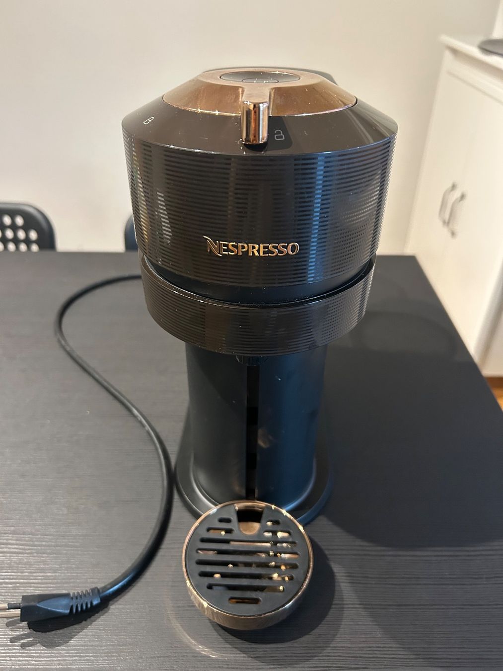 Nespresso Macchine per caffè & Macchine per espresso: Nespresso Vertuo Next – Usato da Kloten venduto da dav_27cv