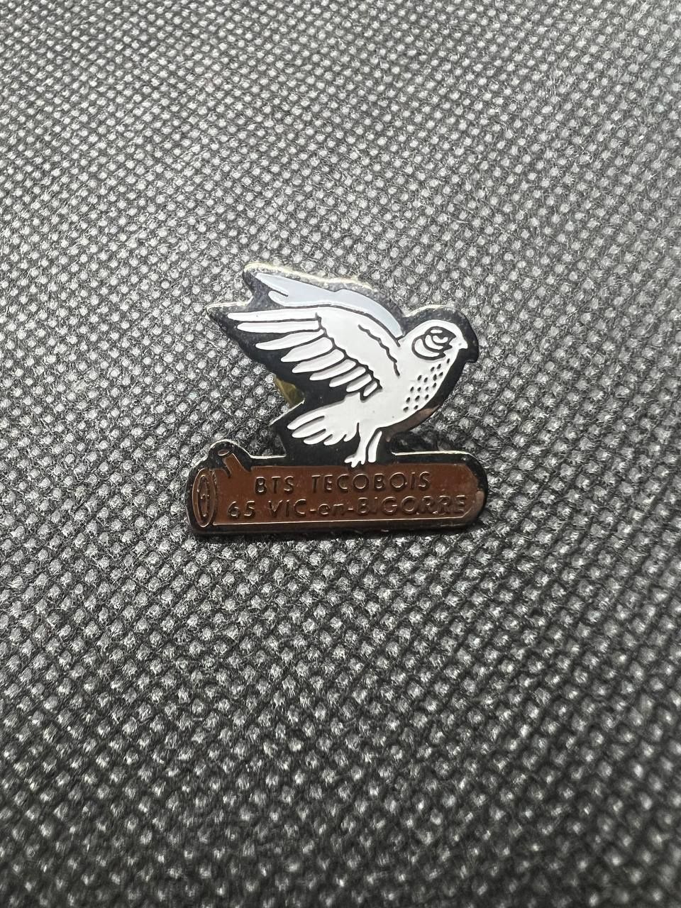 Placchette & Badge: Anstecker Eule BTS TECOBOIS Broche – Usato da Dietikon venduto da kRizzzZy96