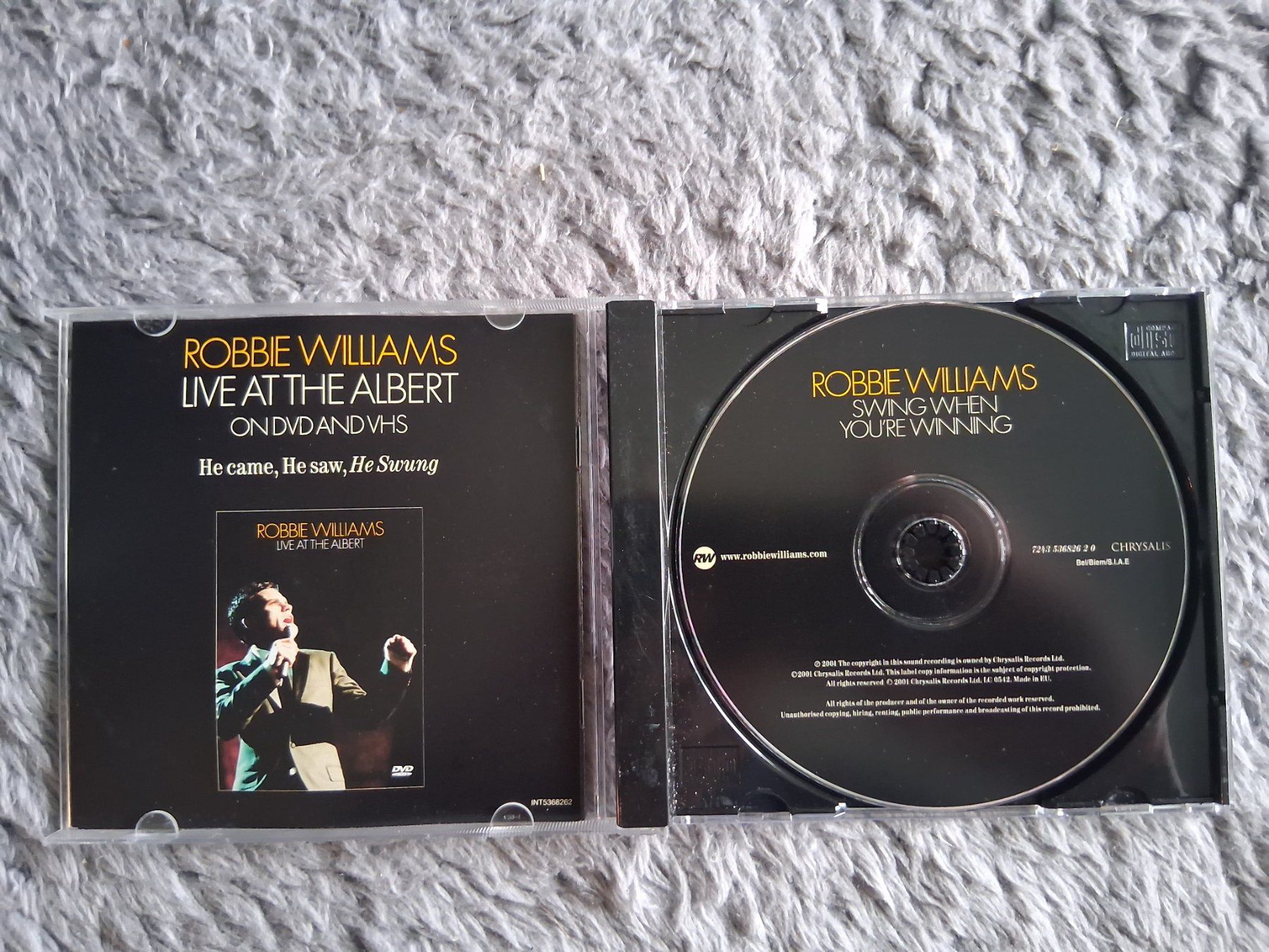 CD: ROBBIE WILLIAMS      SWING WHEN YOU'RE WINNING     CD – Usato da Wetzikon ZH venduto da Ramones01 2