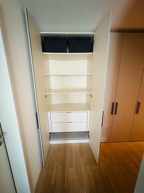 Micasa Armadi: Hochwertiger Schrank von Micasa – Usato da Gunzwil venduto da M9 2
