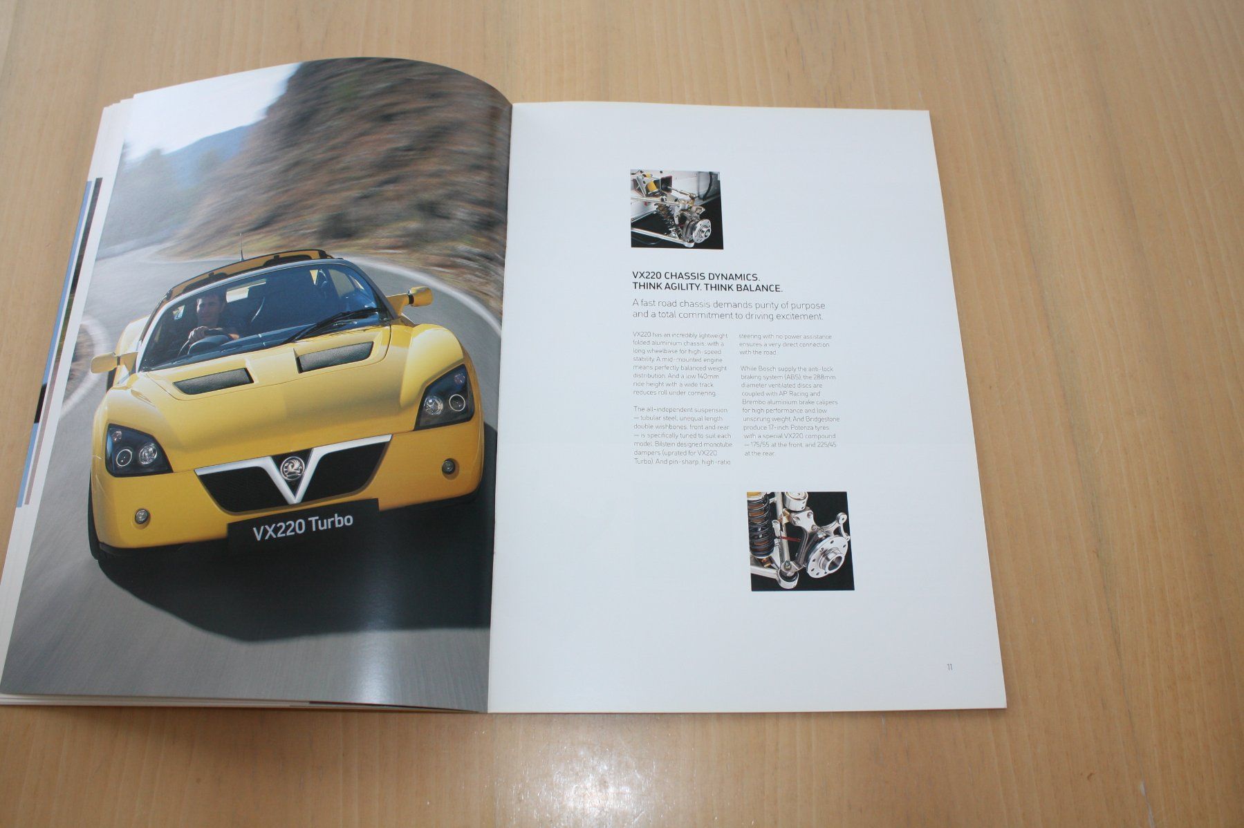 Vauxhall Documenti: Vauxhall VX220 Prospekt 2003 – Usato da Wikon venduto da erwin400 4