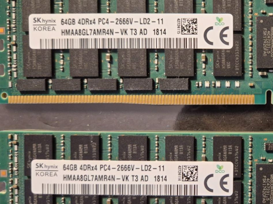 Samsung Memoria / RAM: 2x SK hynix 64GB DDR4-2666 ECC LRDIMM Server RAM – Usato da Geneve venduto da supermario_81 2