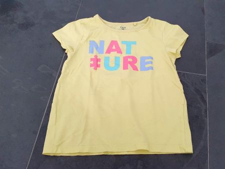 ++ T-Shirt in gelb ++ Gr. 122 ++