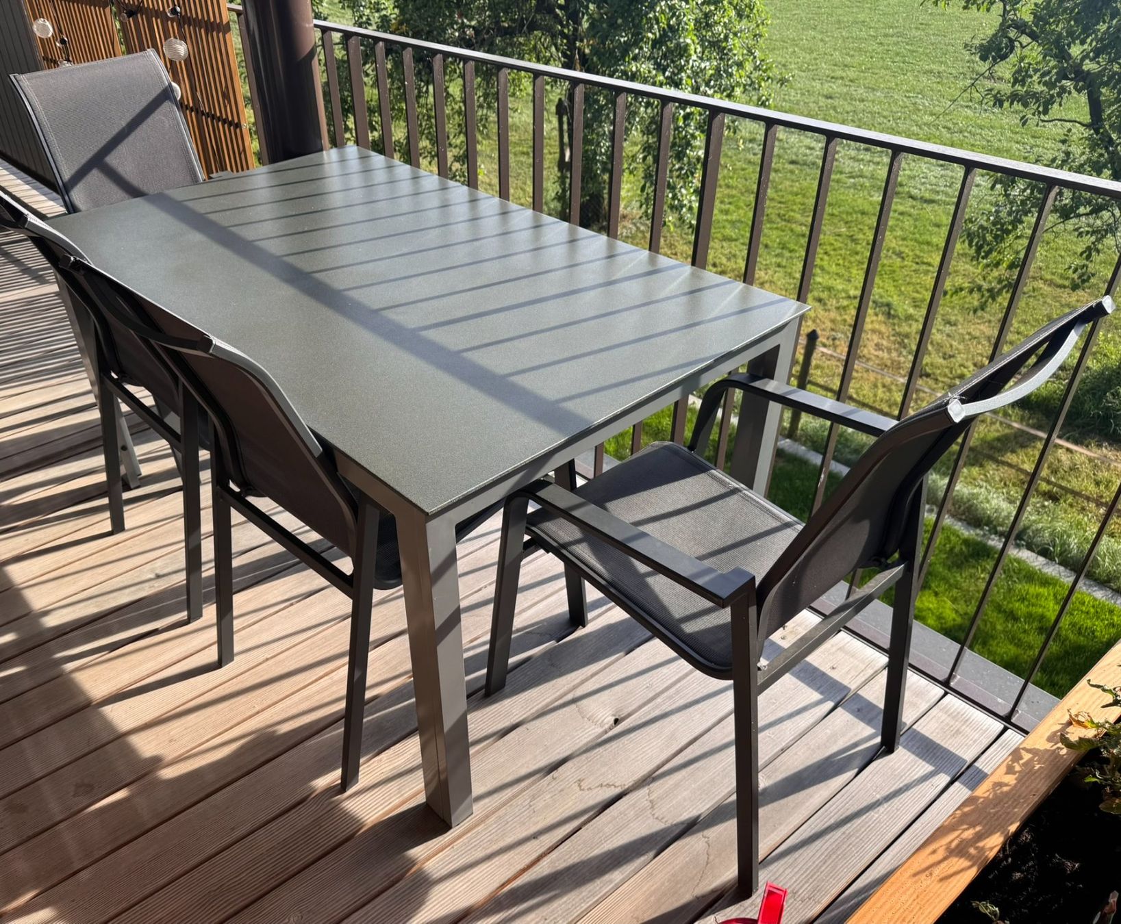 Set de table et chaises: Gartentisch mit 4 Stühlen – D'occasion à Buttisholz par ramo_Buchmann 1